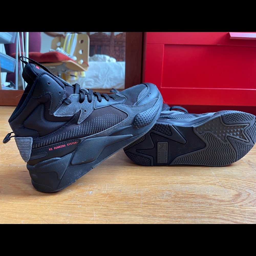 Puma R-sx Black midtop.sneakers size 9